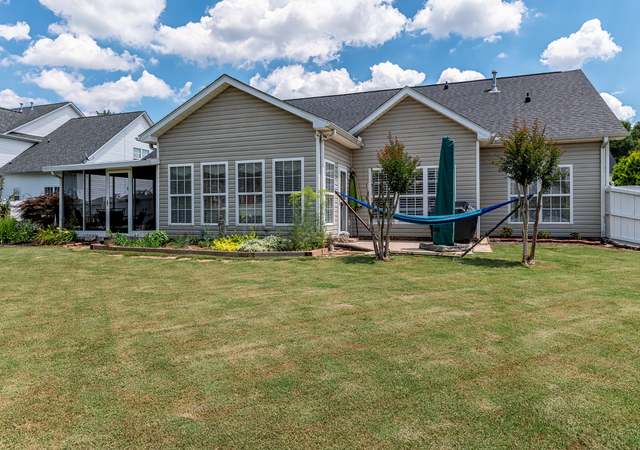 Photo of 205 Meadow Lake Trl, Greer, SC 29650