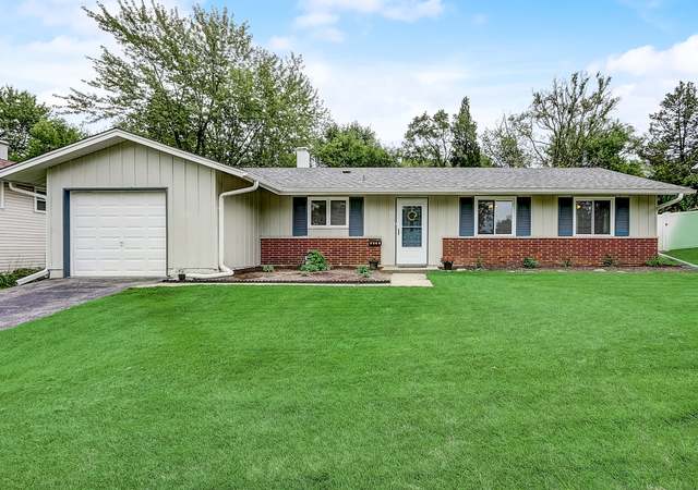 Photo of 6417 Clark Dr, Woodridge, IL 60517