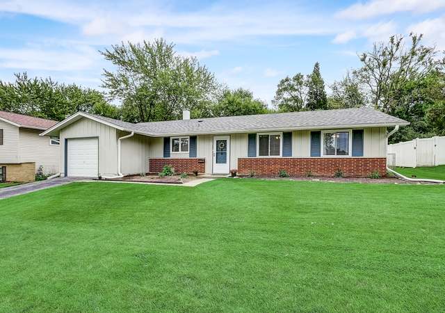 Photo of 6417 Clark Dr, Woodridge, IL 60517
