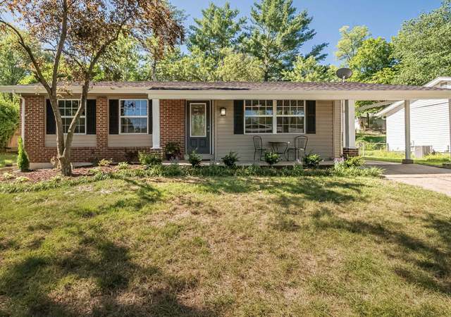 Photo of 524 Goldwood Dr, Ballwin, MO 63021