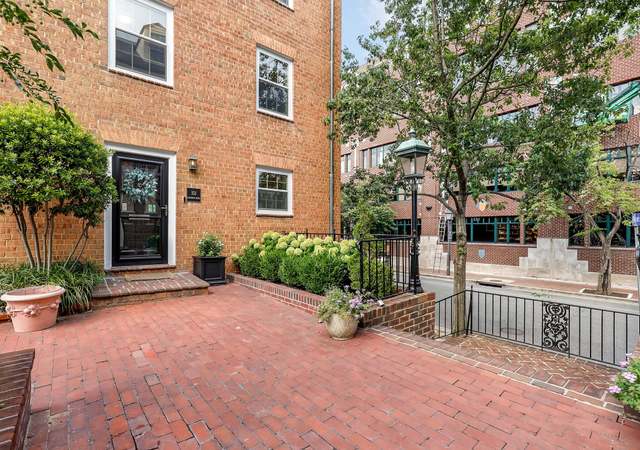 Photo of 101 Cameron Mews, Alexandria, VA 22314