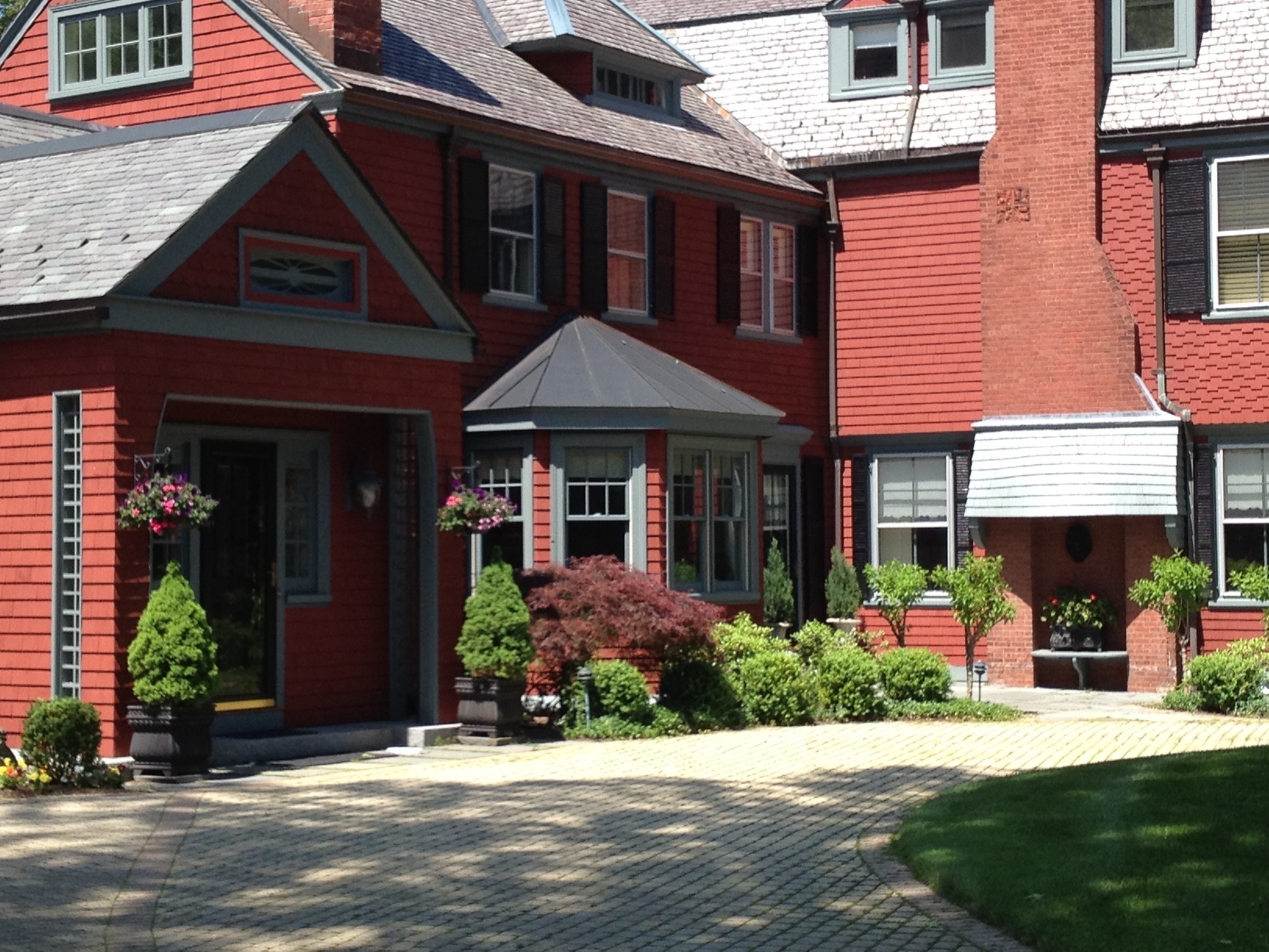 Orchard Avenue - 2lkctqi