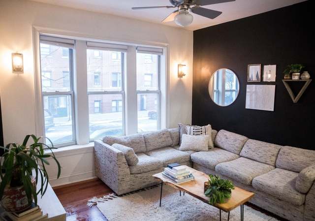 Photo of 2574 W Lyndale Ave #1, Chicago, IL 60647