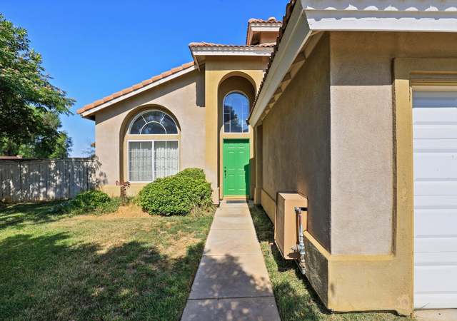 Photo of 913 Creston Way, Beaumont, CA 92223