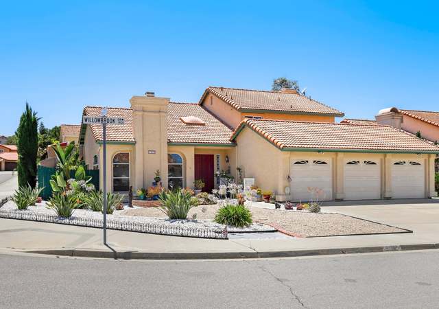 Photo of 1910 Willowbrook Dr, Oceanside, CA 92056