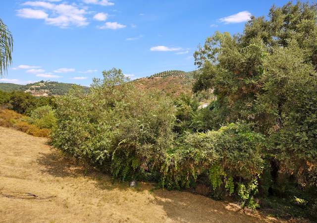 Photo of 8977 Courtyard View Dr, Escondido, CA 92026