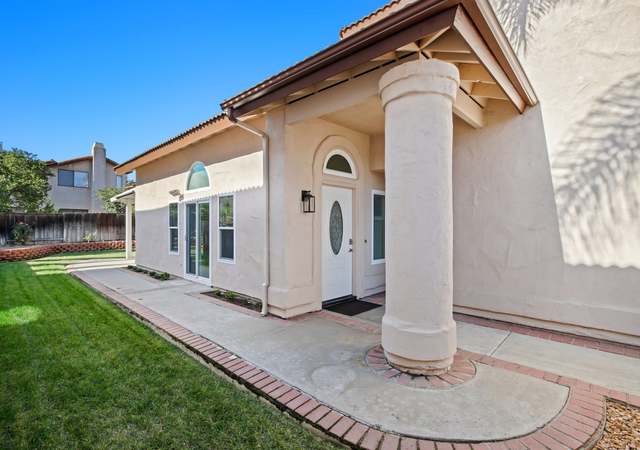 Photo of 15884 Windrose Way, San Diego, CA 92127
