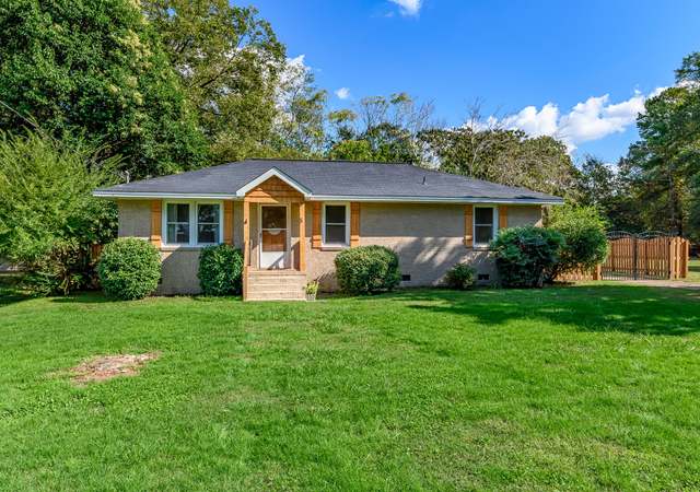 Photo of 5 Fairlane Cir, Greenville, SC 29607