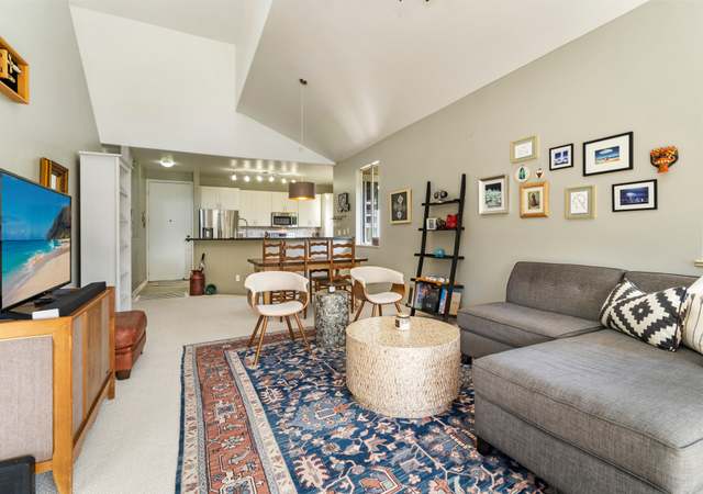 Photo of 95-948 Wikao St Unit E301, Mililani, HI 96789