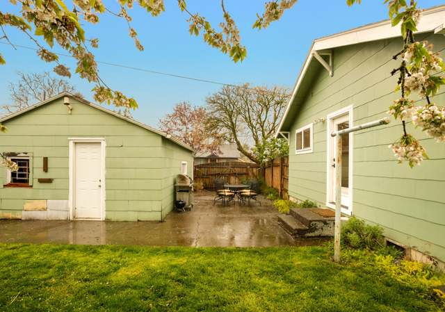 Photo of 8985 N Courtenay Ave, Portland, OR 97203