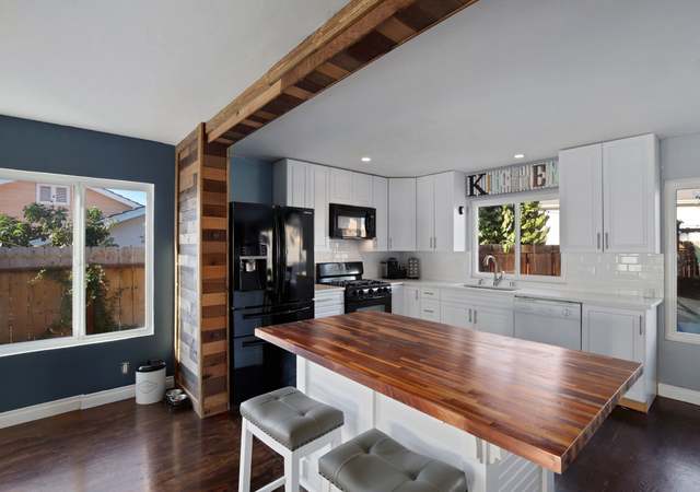 Photo of 1737 Harold Rd, Escondido, CA 92026