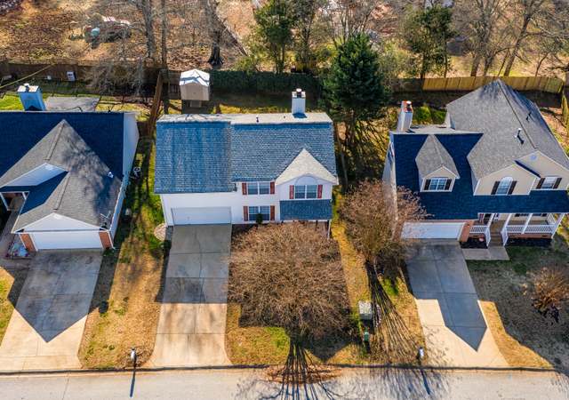 Photo of 8 Glen Willow Ct, Greer, SC 29650