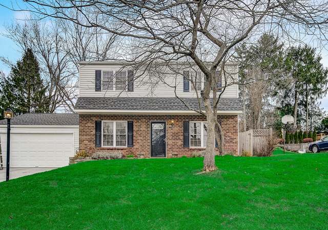 Photo of 12 Devon Cir, Paoli, PA 19301