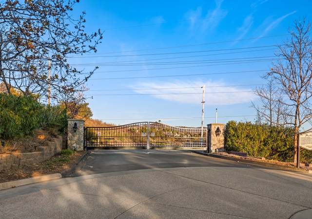 Photo of 2927 Rue Montreux, Escondido, CA 92026