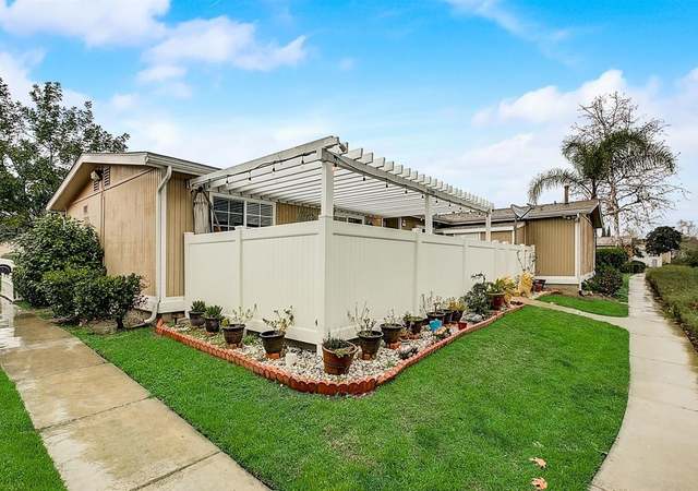 Photo of 25842 Via Lomas #47, Laguna Hills, CA 92653