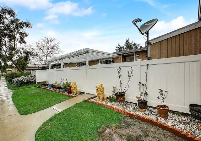 Photo of 25842 Via Lomas #47, Laguna Hills, CA 92653