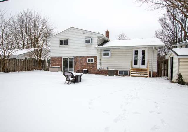 Photo of 22120 Sharon Ln, Fairview Park, OH 44126