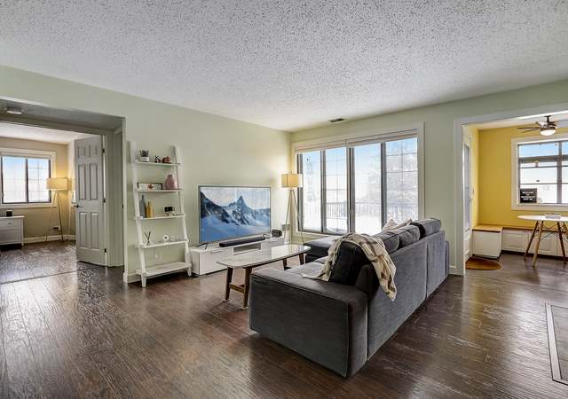 Photo of 389 Duane St #302, Glen Ellyn, IL 60137