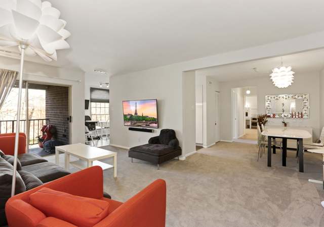 Photo of 3304 Woodburn Village Dr #33, Annandale, VA 22003