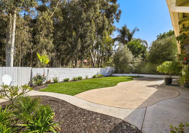 Photo of 10285 Rookwood Dr, San Diego, CA 92131