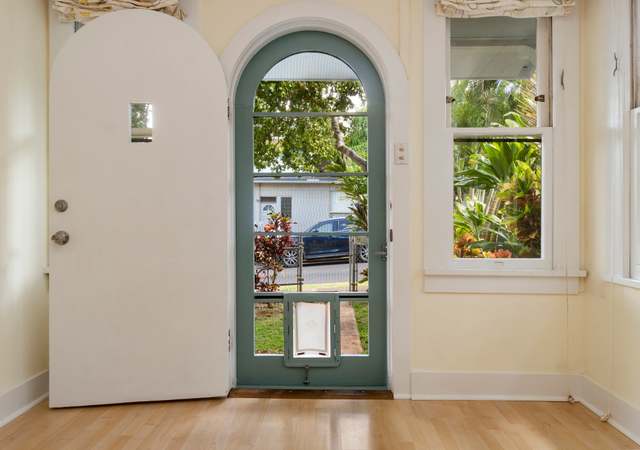 Photo of 3633 Maunalei Ave, Honolulu, HI 96816