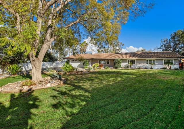Photo of 1135 Via Felicidad, Escondido, CA 92029