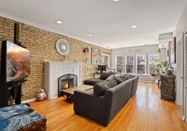 Photo of 7653 N Bosworth Ave Unit B2, Chicago, IL 60626
