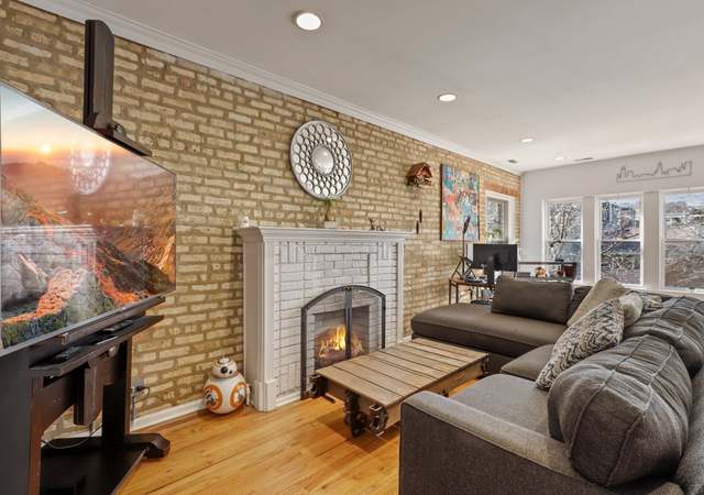 Photo of 7653 N Bosworth Ave Unit B2, Chicago, IL 60626