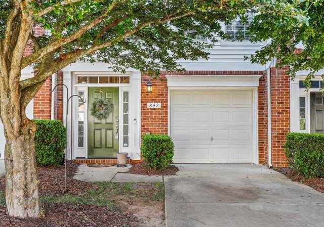 Photo of 842 Swan Neck Ln, Raleigh, NC 27615