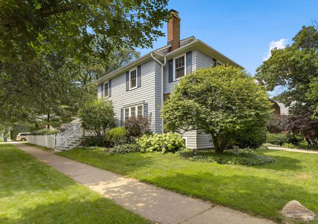 Photo of 320 Isabella St, Wilmette, IL 60091