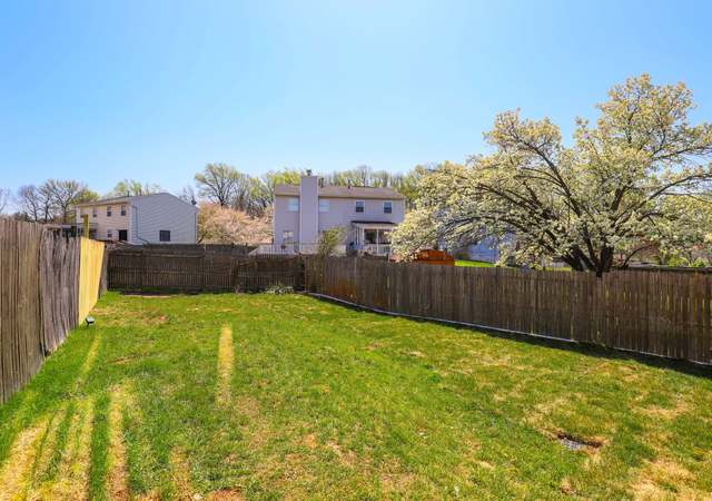 Photo of 822 Central Hills Ln, Landover, MD 20785