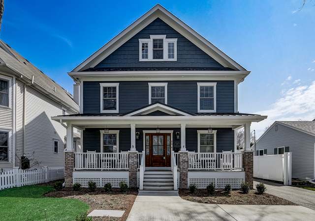 Photo of 1036 N Webster St, Naperville, IL 60563