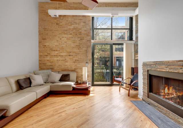 Photo of 601 Linden Pl #113, Evanston, IL 60202