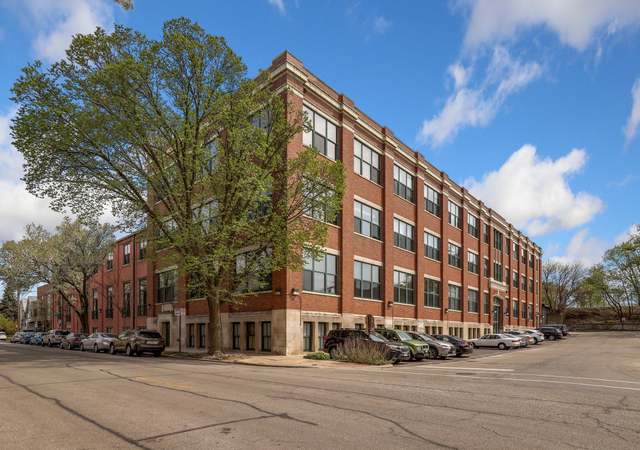 Photo of 601 Linden Pl #113, Evanston, IL 60202