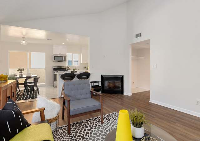 Photo of 9038 Orion Ave #211, North Hills, CA 91343