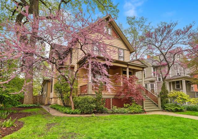 Photo of 219 S Grove Ave, Oak Park, IL 60302