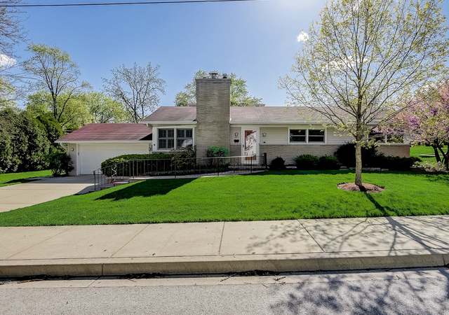 Photo of 807 Prairie Ave, Glen Ellyn, IL 60137