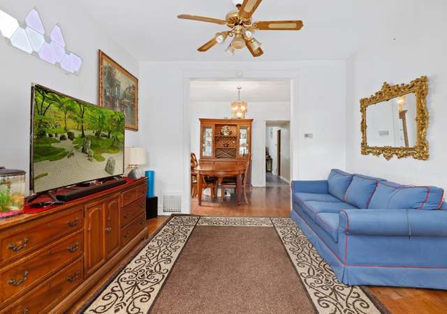 Photo of 1821 W Balmoral Ave, Chicago, IL 60640