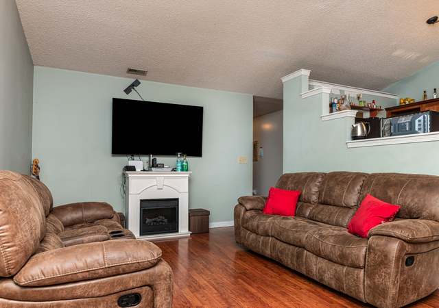 Photo of 20 Black Oak Ct, Simpsonville, SC 29680