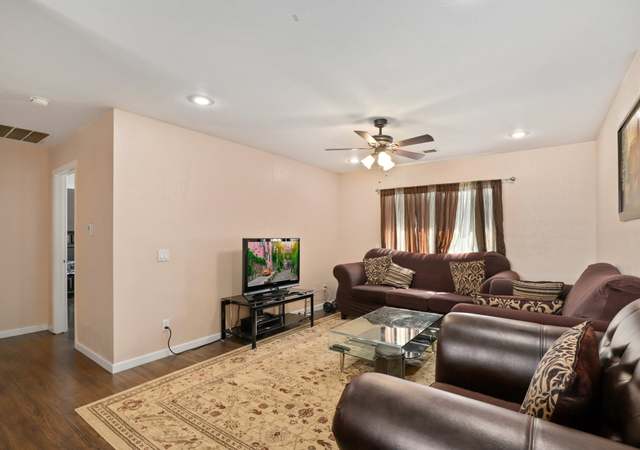 Photo of 240 W Lincoln Ave #41, Escondido, CA 92026