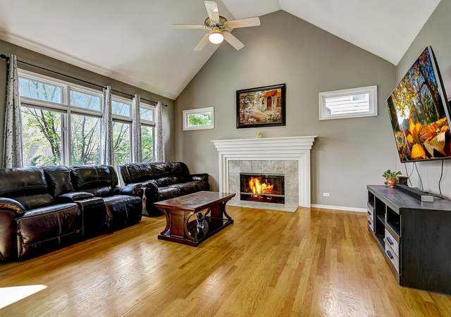 Photo of 3743 Caine Dr, Naperville, IL 60564