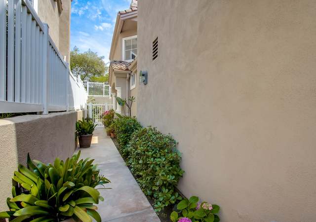 Photo of 2114 Flame Flower Ln, Fullerton, CA 92833