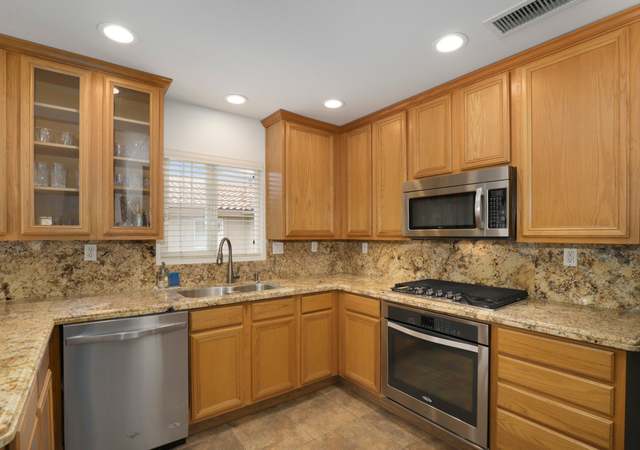 Photo of 6377 Alexandri Cir, Carlsbad, CA 92011