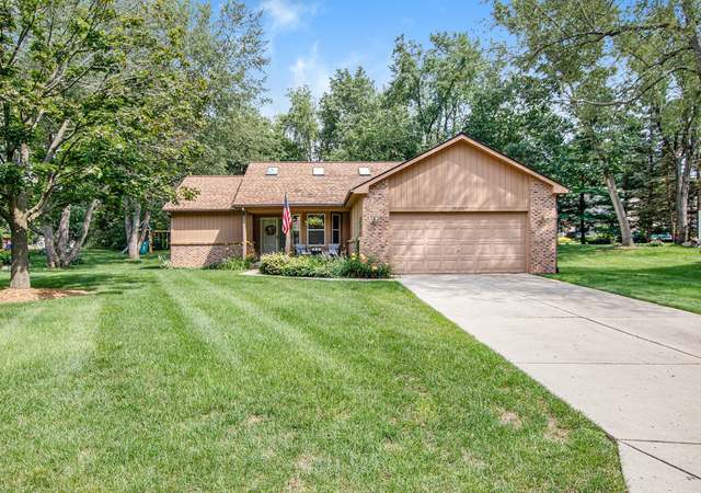 Photo of 3150 Viking Dr, Commerce Twp, MI 48390