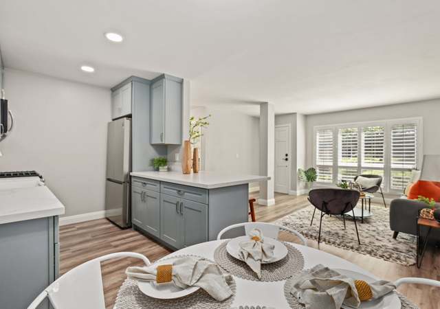 Photo of 13754 Mango Dr #113, Del Mar, CA 92014