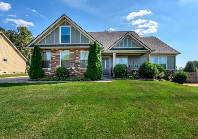 Photo of 32 Lebanon Ct, Greer, SC 29651-4888