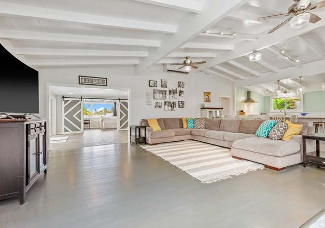 Photo of 248 Pauahilani Pl, Kailua, HI 96734