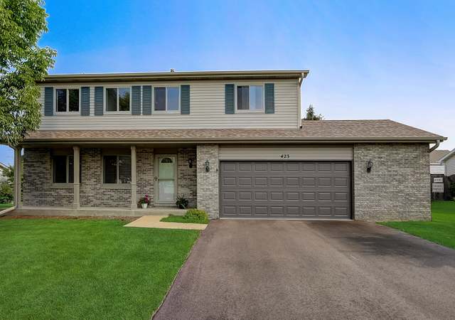 Photo of 423 Fawn Dr, Oswego, IL 60543
