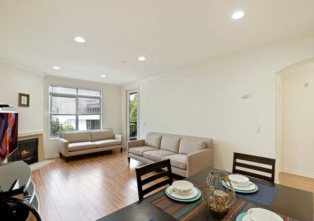 Photo of 9253 Regents Rd Unit A306, La Jolla, CA 92037