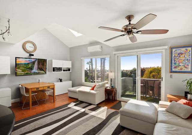 Photo of 1028 Dewitt Ave, Encinitas, CA 92024